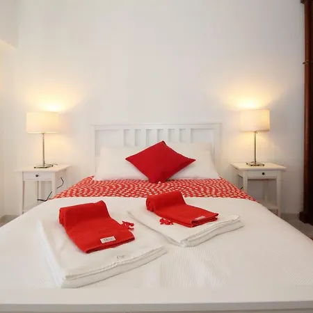 Poppy House In Anjos Apartman *